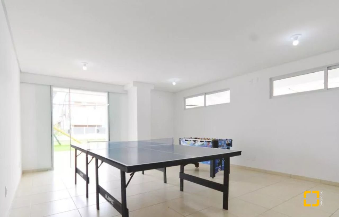 Apartamento com 72m², 2 quartos, 1 garagem, no bairro Ipiranga em São José