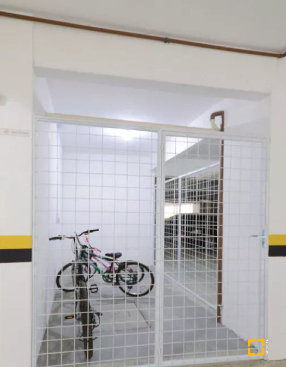 Apartamento com 72m², 2 quartos, 1 garagem, no bairro Ipiranga em São José