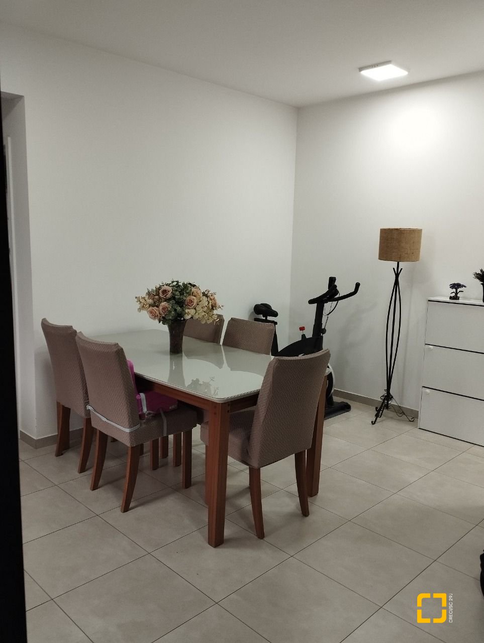 Apartamento com 72m², 2 quartos, 1 garagem, no bairro Ipiranga em São José