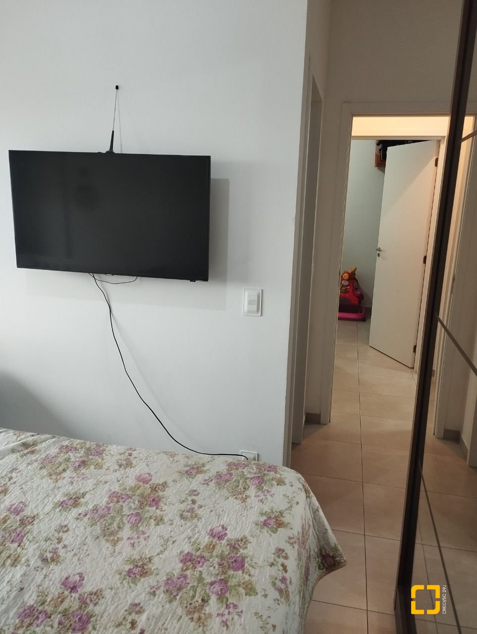 Apartamento com 72m², 2 quartos, 1 garagem, no bairro Ipiranga em São José