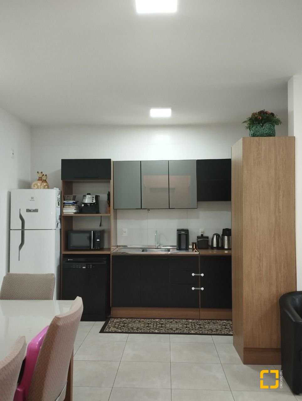 Apartamento com 72m², 2 quartos, 1 garagem, no bairro Ipiranga em São José