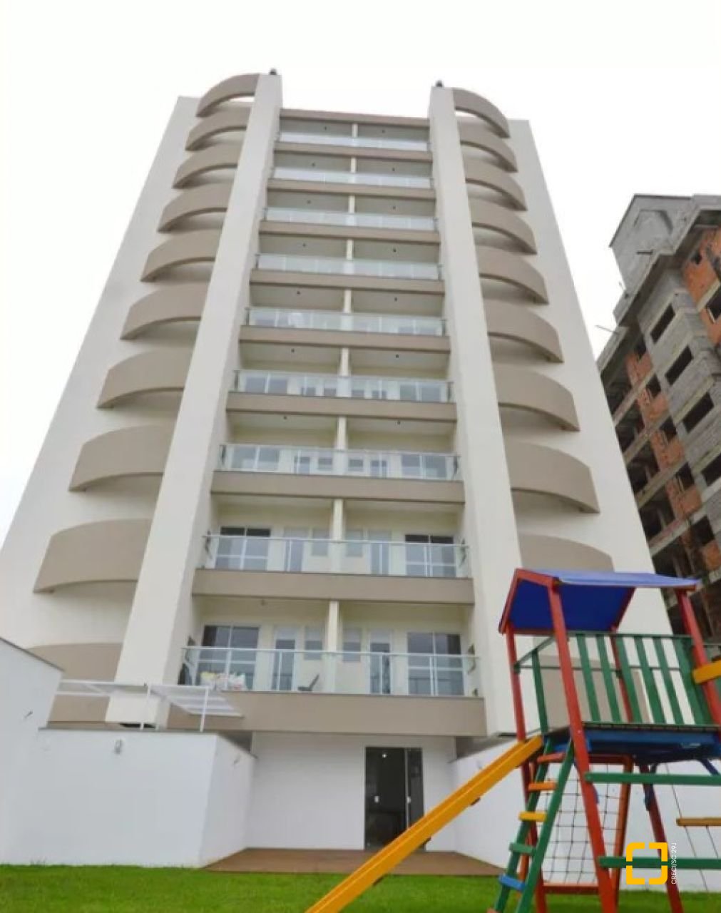 Apartamento com 72m², 2 quartos, 1 garagem, no bairro Ipiranga em São José