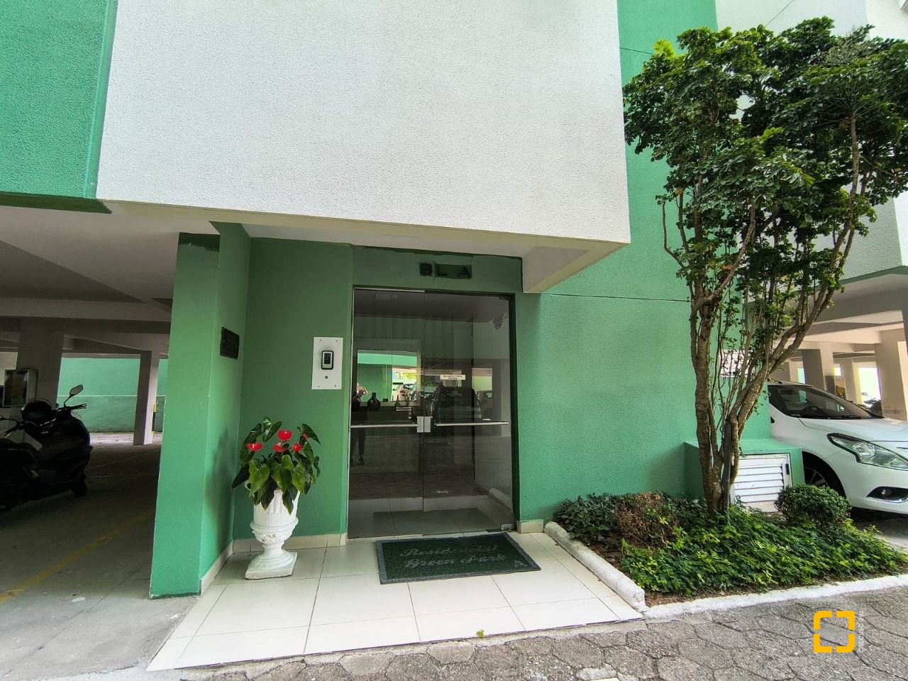 Apartamento com 73m², 2 quartos, 1 garagem, no bairro Itacorubi em Florianópolis