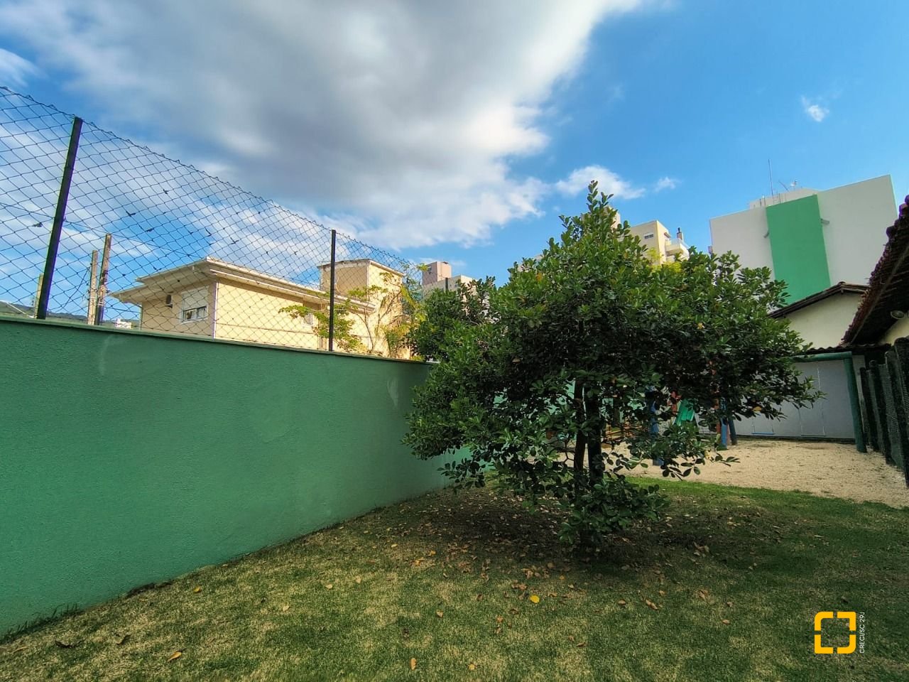 Apartamento com 73m², 2 quartos, 1 garagem, no bairro Itacorubi em Florianópolis