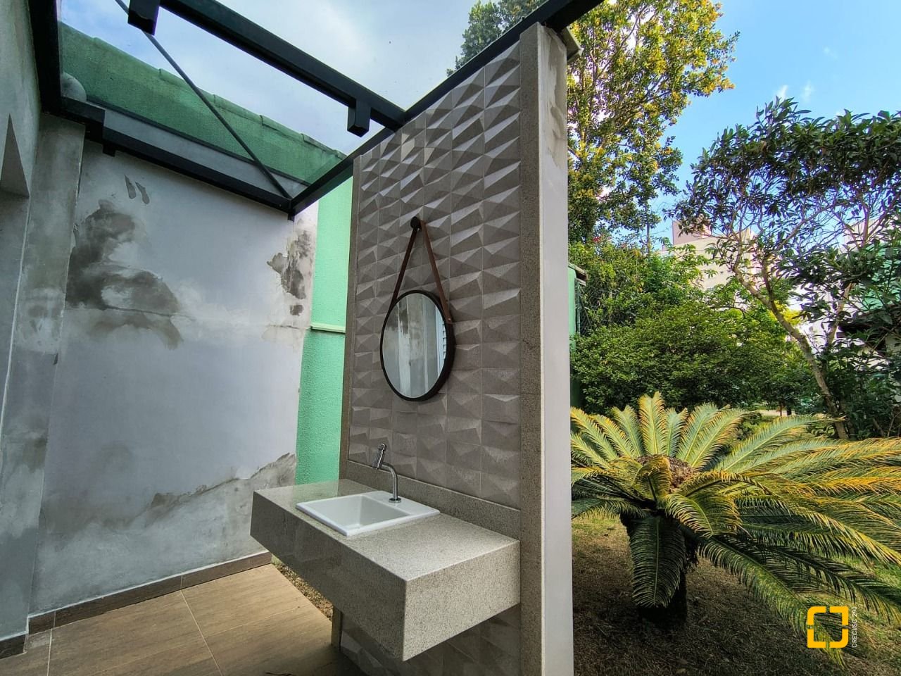 Apartamento com 73m², 2 quartos, 1 garagem, no bairro Itacorubi em Florianópolis