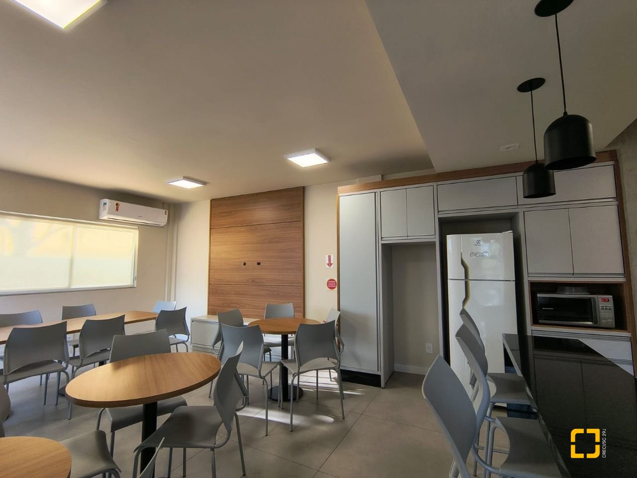 Apartamento com 73m², 2 quartos, 1 garagem, no bairro Itacorubi em Florianópolis