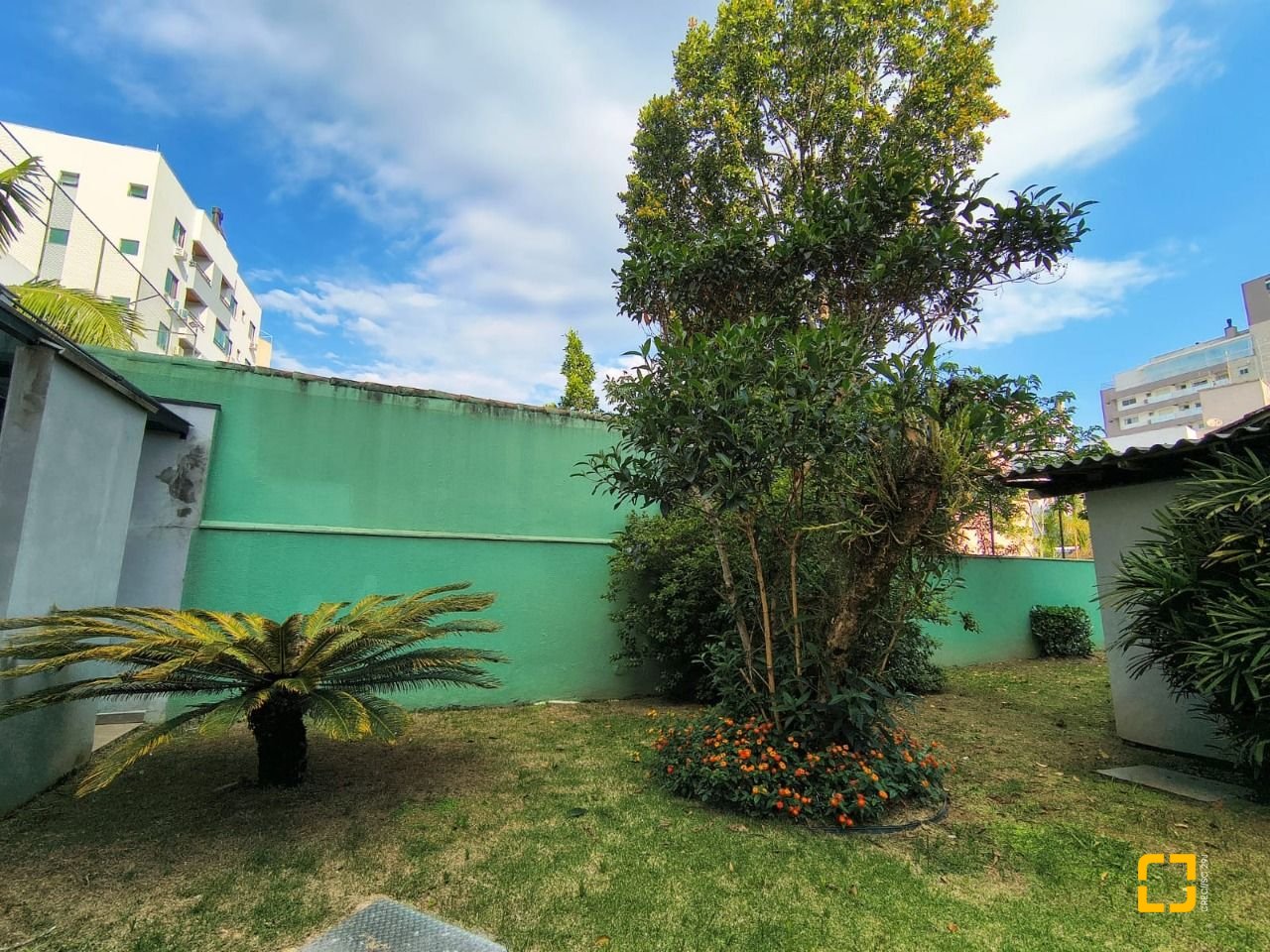 Apartamento com 73m², 2 quartos, 1 garagem, no bairro Itacorubi em Florianópolis