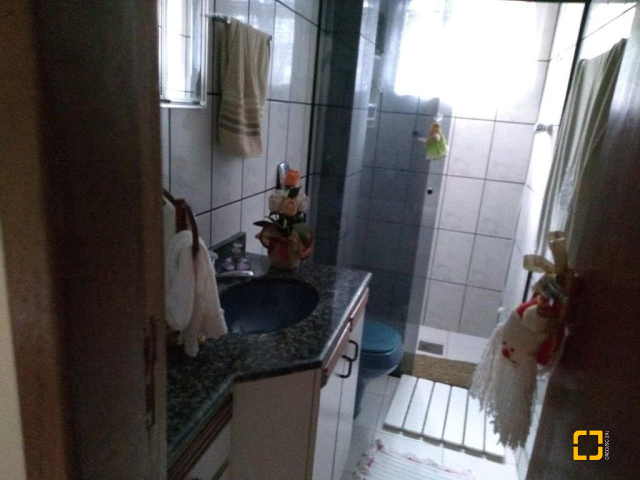 Casa com 220m², 6 quartos (sendo 1 suíte), no bairro Saco dos Limões em Florianópolis