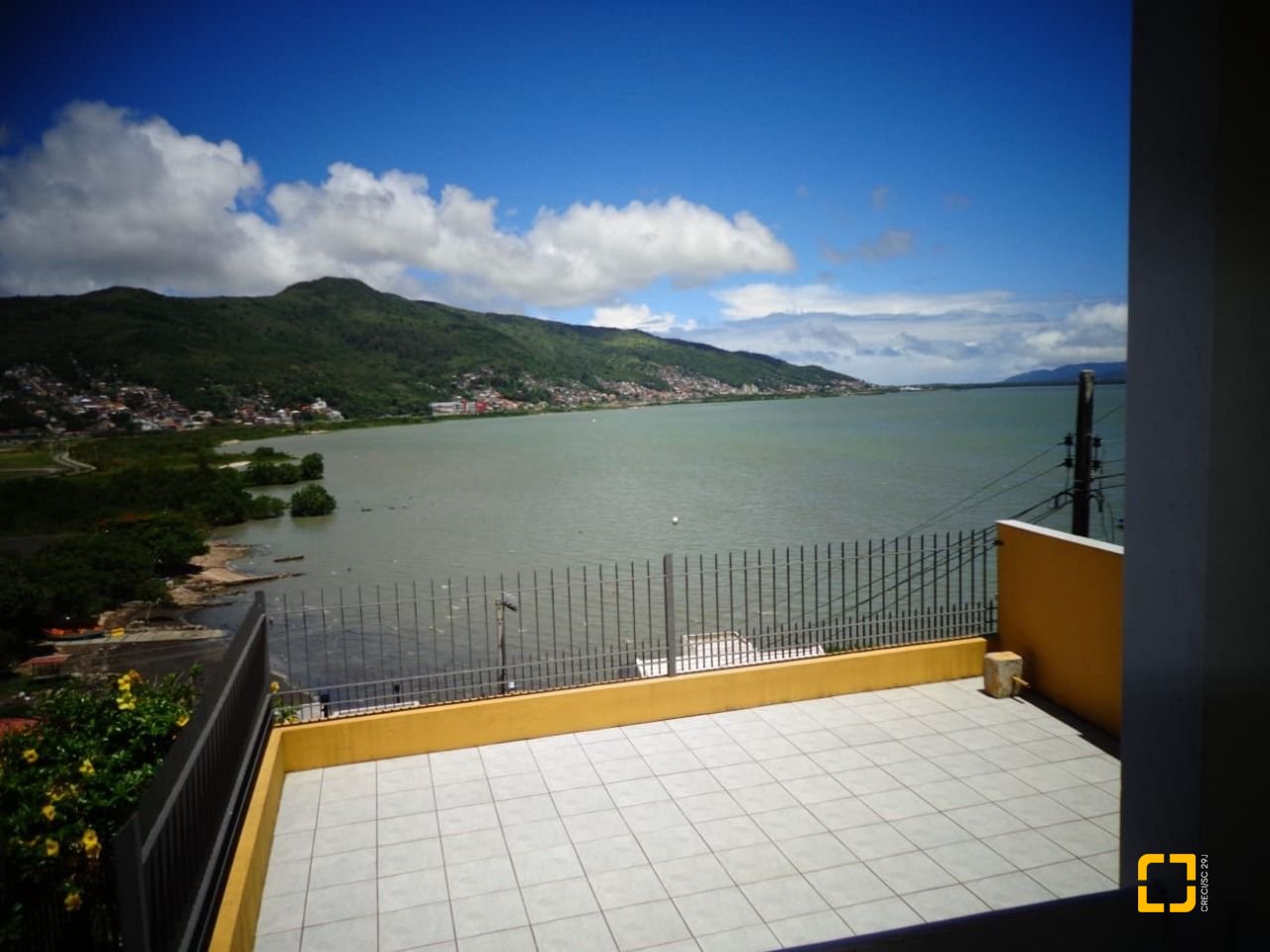Casa com 220m², 6 quartos (sendo 1 suíte), no bairro Saco dos Limões em Florianópolis