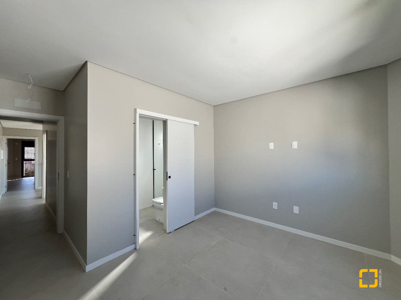 Casa com 1m², 4 quartos (sendo 1 suíte), 2 garagens, no bairro Ingleses em Florianópolis