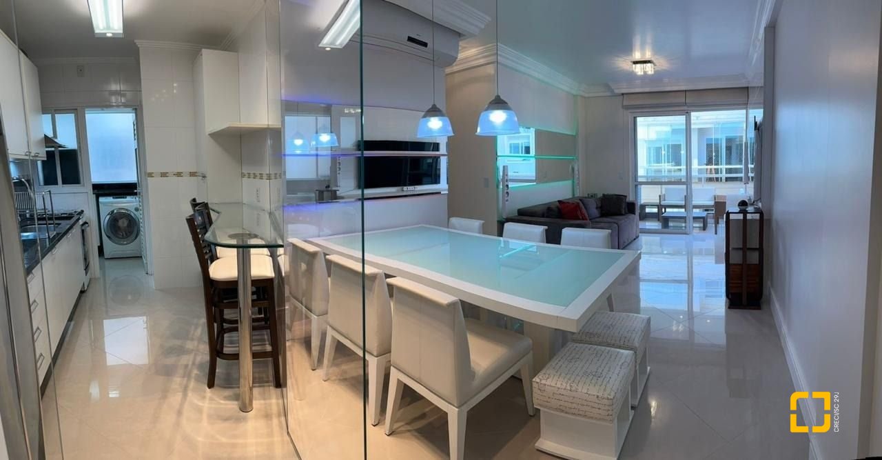 Apartamento com 90m², 5 quartos (sendo 2 suítes), 1 garagem, no bairro Jurerê Internacional em Florianópolis