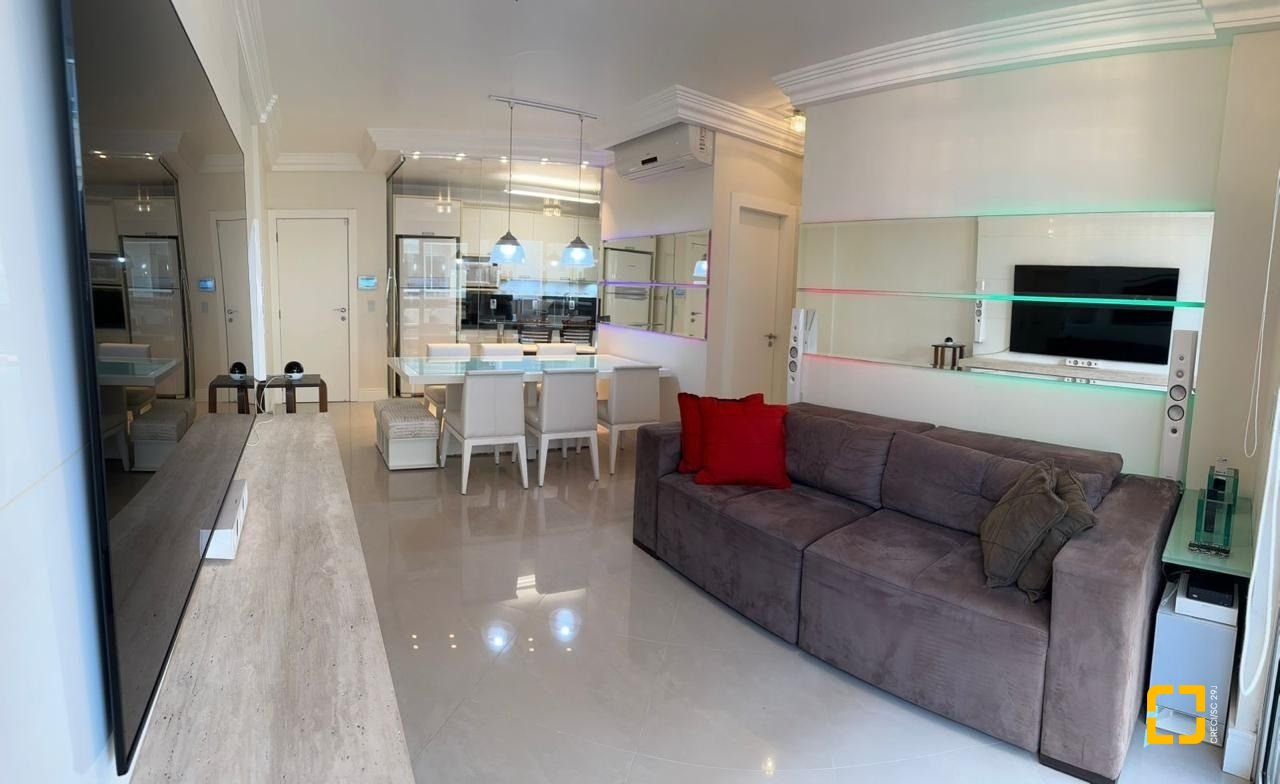 Apartamento com 90m², 5 quartos (sendo 2 suítes), 1 garagem, no bairro Jurerê Internacional em Florianópolis