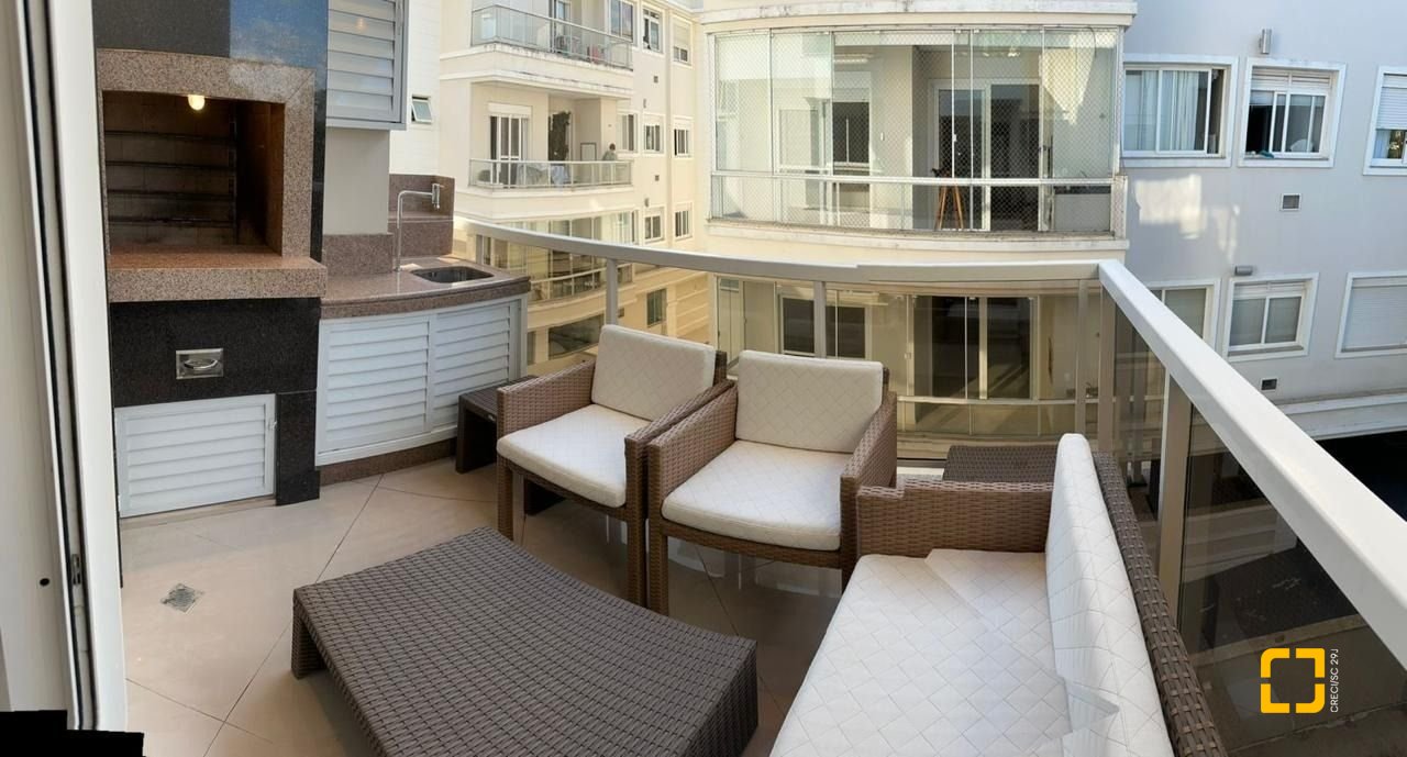 Apartamento com 90m², 5 quartos (sendo 2 suítes), 1 garagem, no bairro Jurerê Internacional em Florianópolis