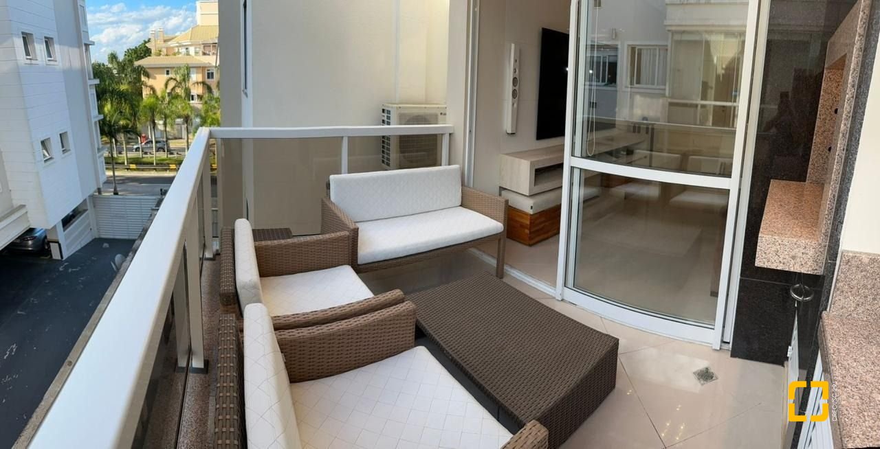 Apartamento com 90m², 5 quartos (sendo 2 suítes), 1 garagem, no bairro Jurerê Internacional em Florianópolis