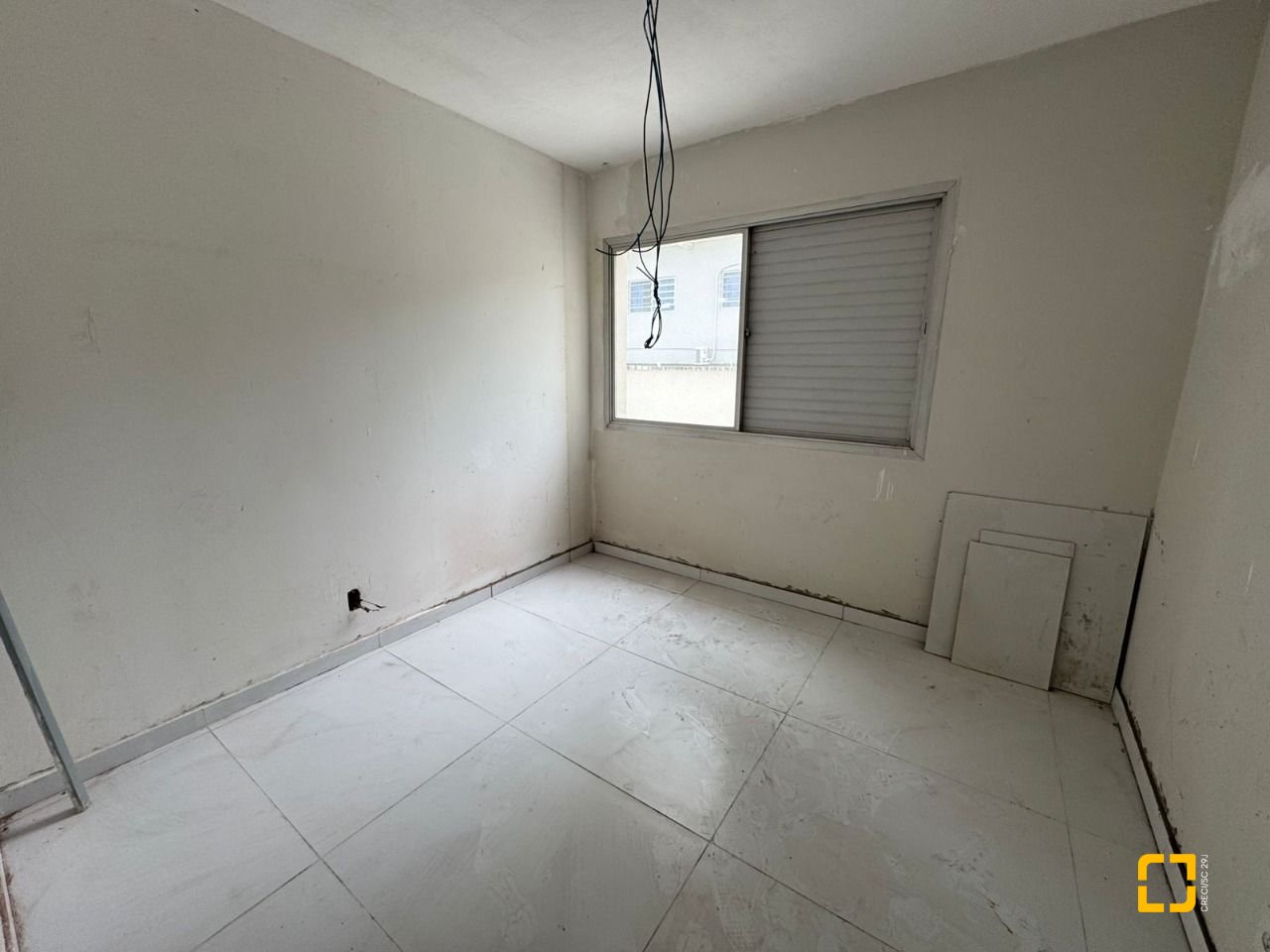 Apartamento com 157m², 5 quartos (sendo 1 suíte), 2 garagens, no bairro Agronômica em Florianópolis