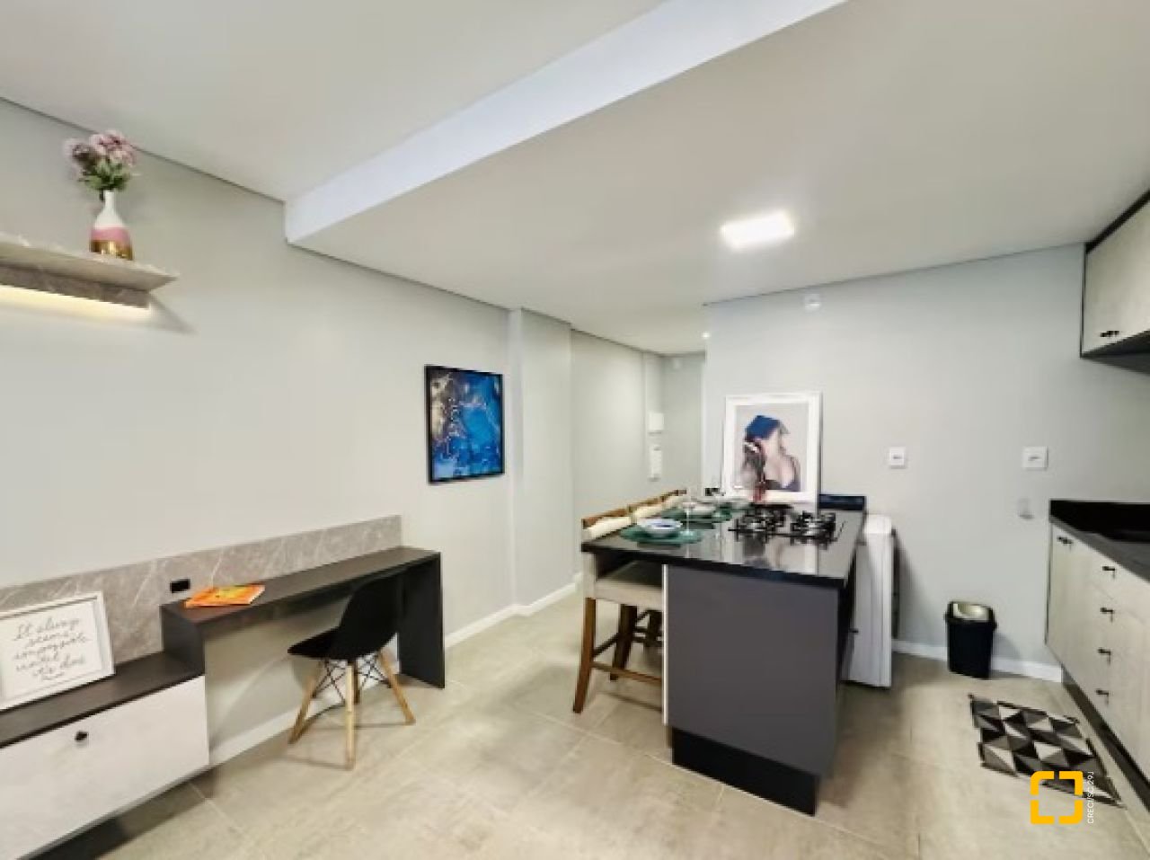 Apartamento com 38m², 2 quartos (sendo 1 suíte), 1 garagem, no bairro Campeche em Florianópolis