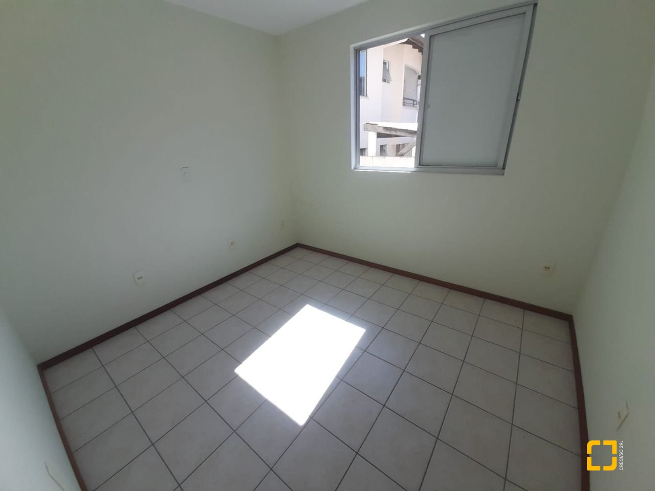 Apartamento com 96m², 4 quartos (sendo 1 suíte), 1 garagem, no bairro Estreito em Florianópolis