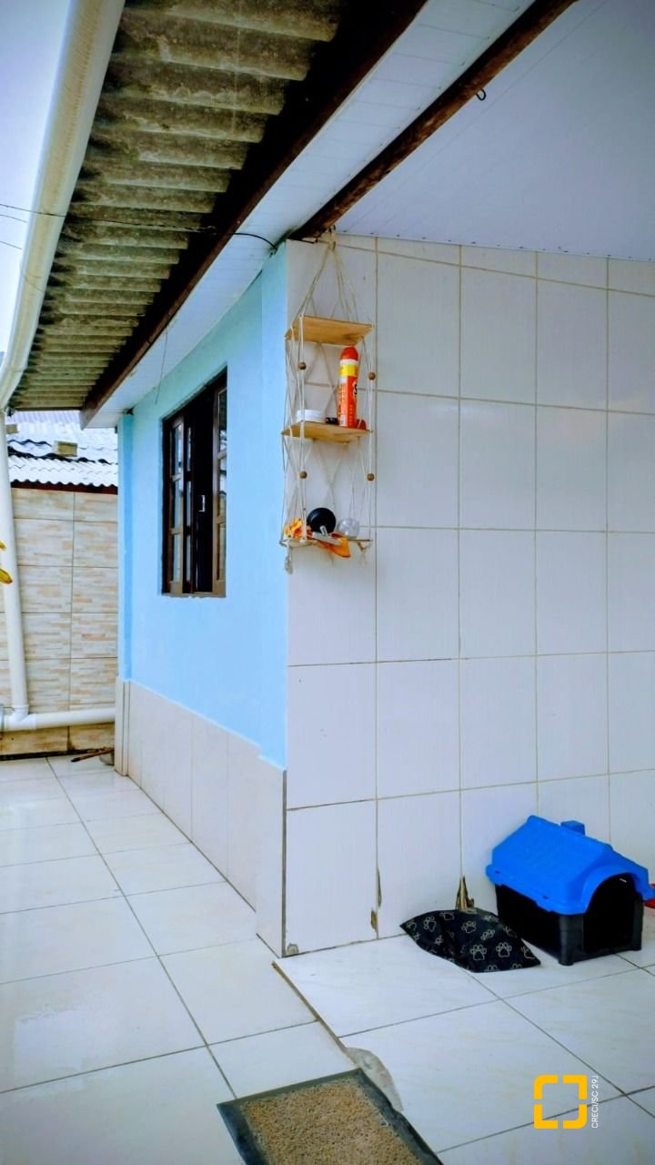 Casa com 53m², 2 quartos, 1 garagem, no bairro Vargem do Bom Jesus em Florianópolis