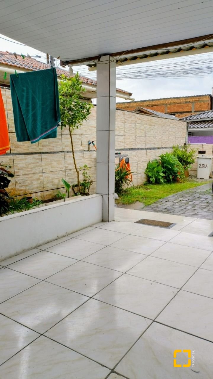 Casa com 53m², 2 quartos, 1 garagem, no bairro Vargem do Bom Jesus em Florianópolis