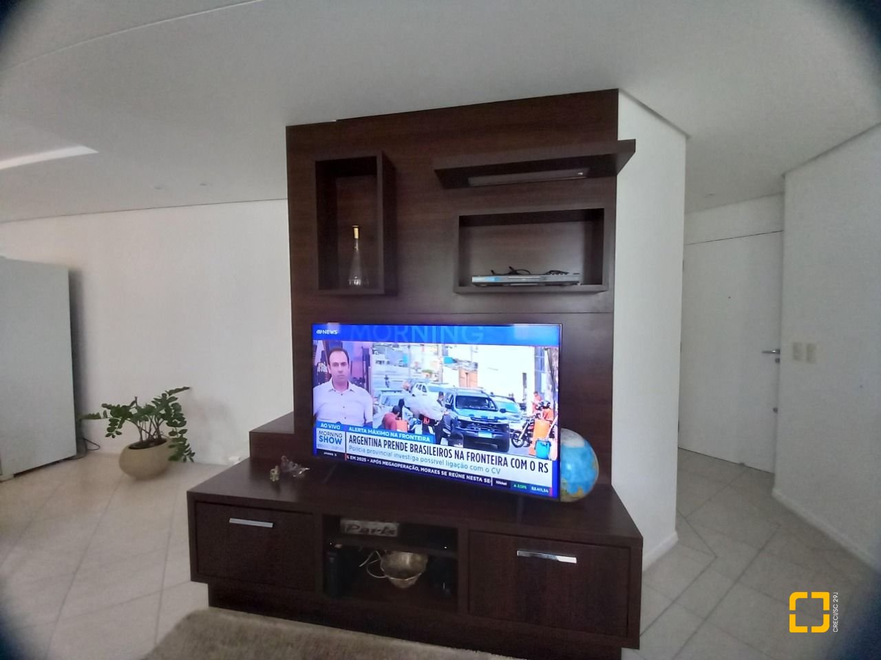 Apartamento com 110m², 4 quartos (sendo 1 suíte), 2 garagens, no bairro Centro em Florianópolis