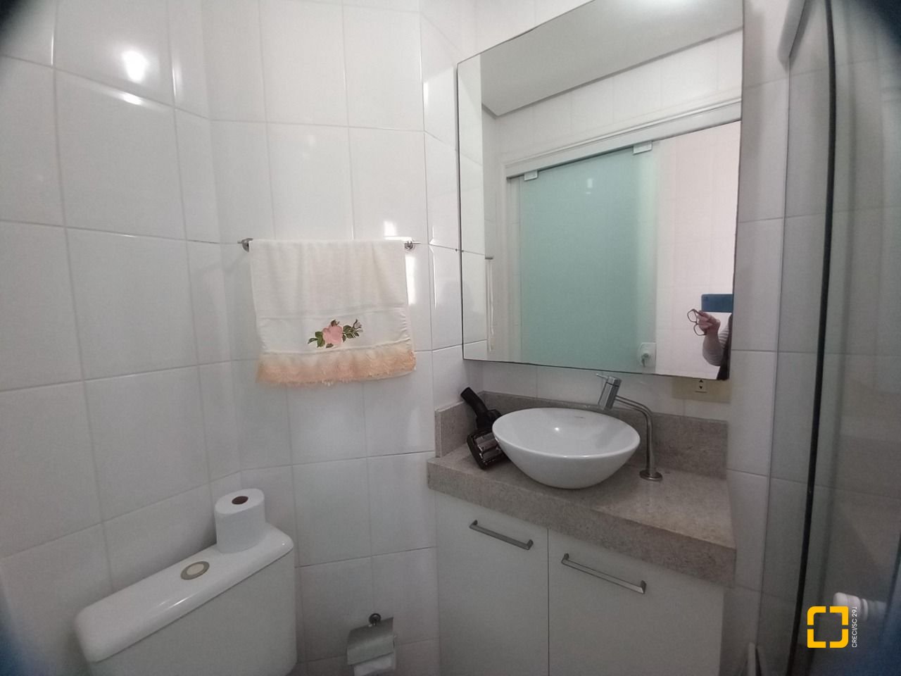 Apartamento com 110m², 4 quartos (sendo 1 suíte), 2 garagens, no bairro Centro em Florianópolis