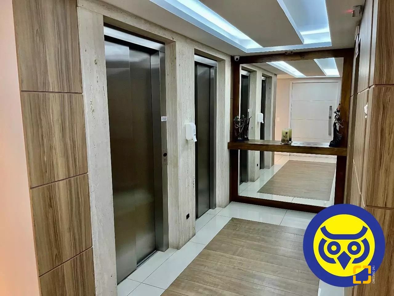 Apartamento com 93m², 4 quartos (sendo 1 suíte), 1 garagem, no bairro Centro em Florianópolis