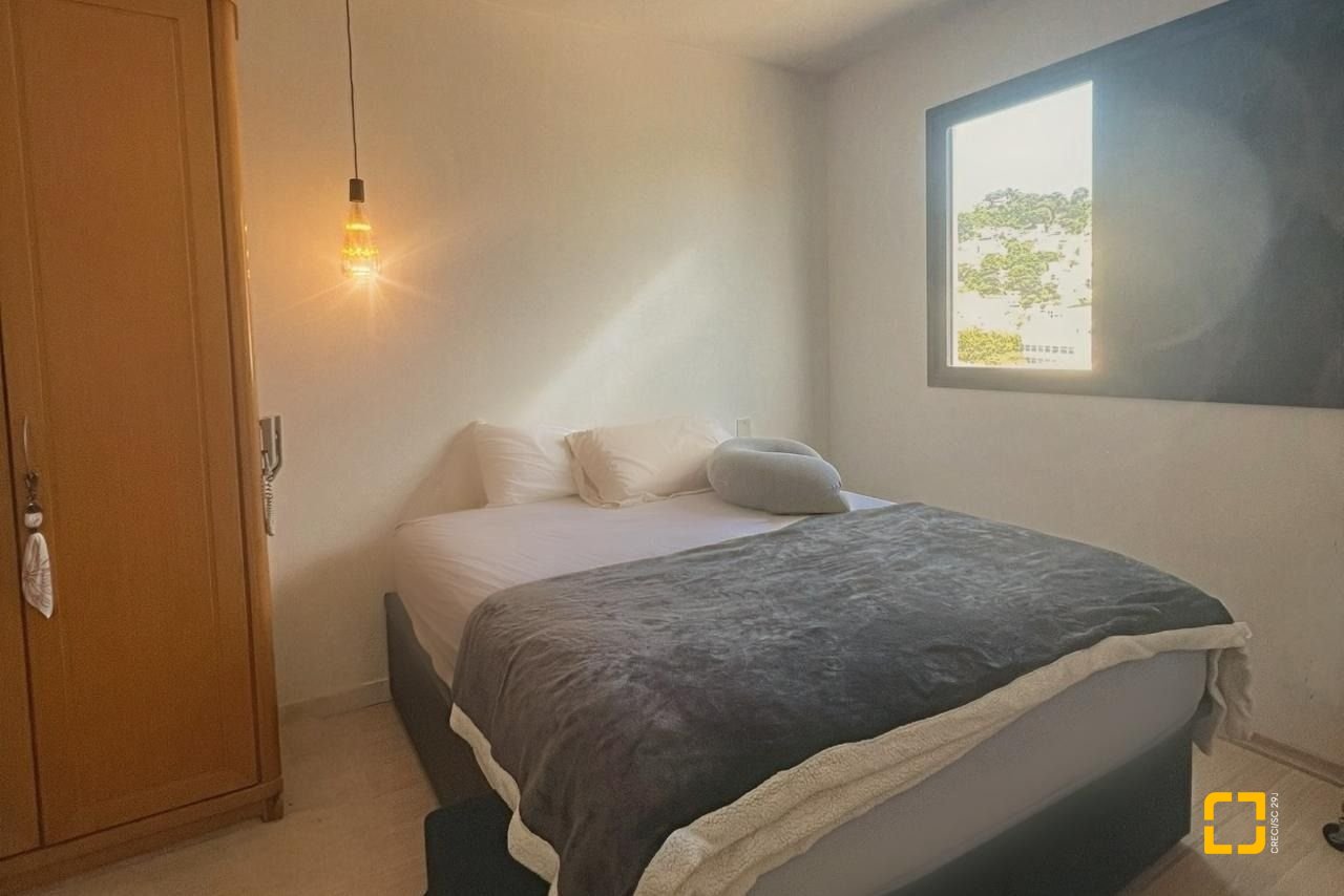 Apartamento com 93m², 4 quartos (sendo 1 suíte), 1 garagem, no bairro Centro em Florianópolis