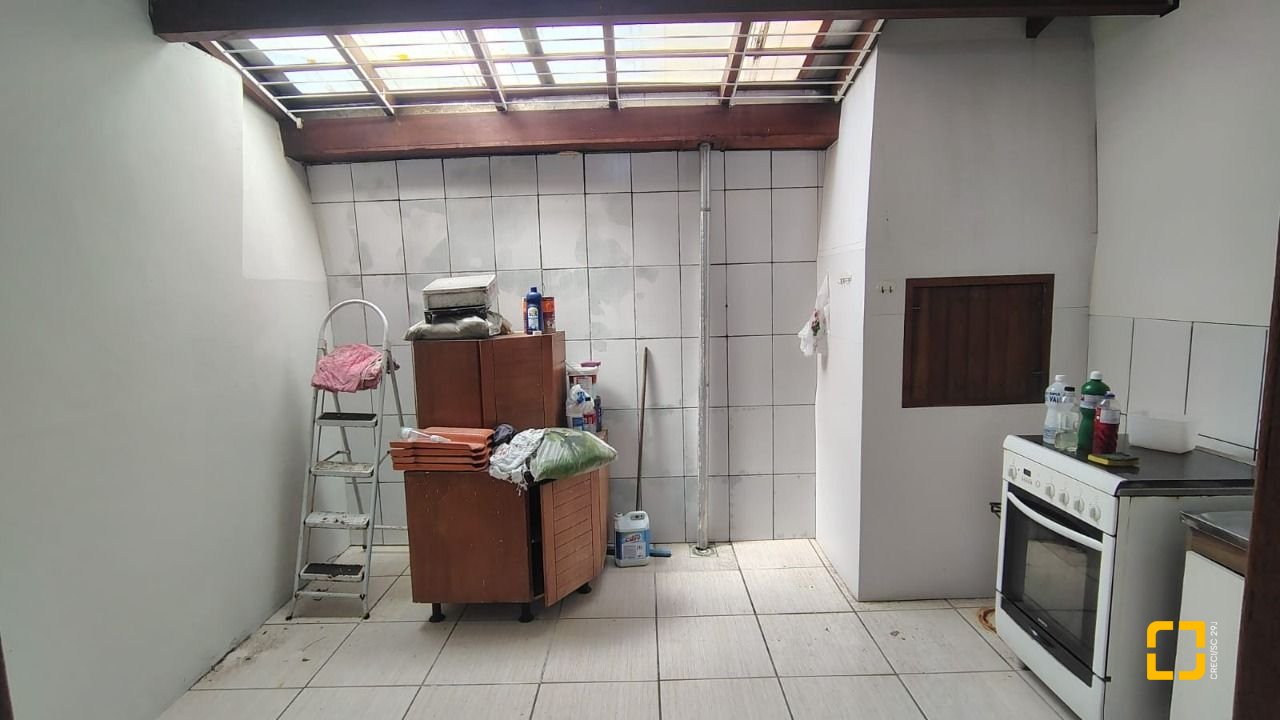Casa com 85m², 3 quartos (sendo 1 suíte), 1 garagem, no bairro Ingleses em Florianópolis