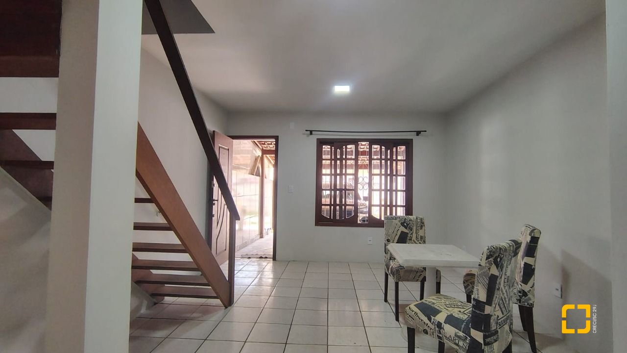 Casa com 85m², 3 quartos (sendo 1 suíte), 1 garagem, no bairro Ingleses em Florianópolis