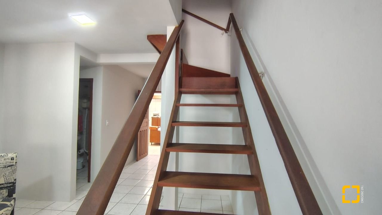 Casa com 85m², 3 quartos (sendo 1 suíte), 1 garagem, no bairro Ingleses em Florianópolis