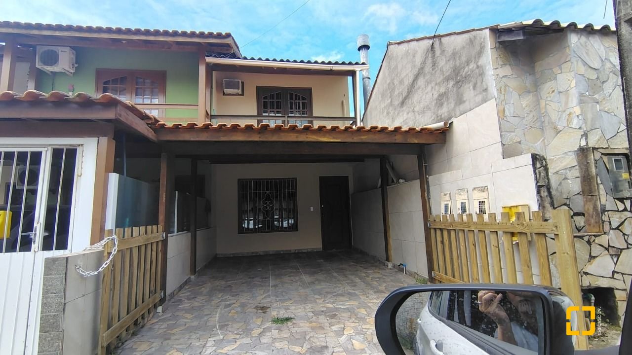 Casa com 85m², 3 quartos (sendo 1 suíte), 1 garagem, no bairro Ingleses em Florianópolis