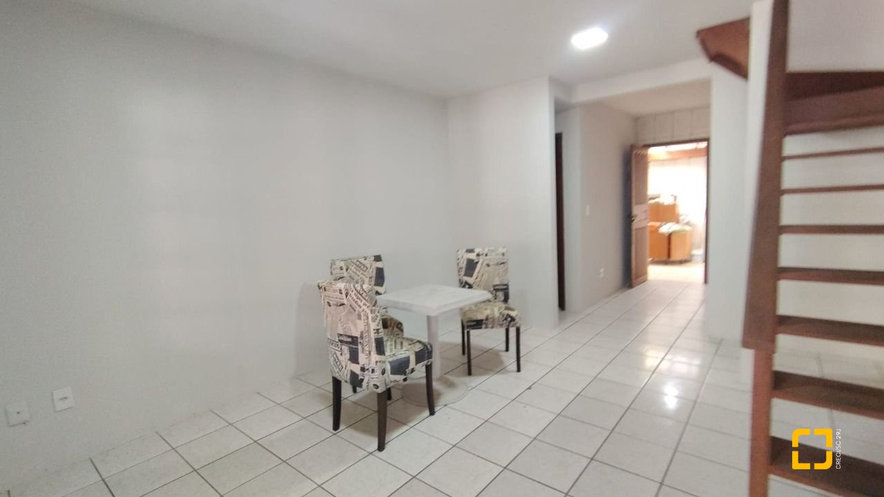 Casa com 85m², 3 quartos (sendo 1 suíte), 1 garagem, no bairro Ingleses em Florianópolis