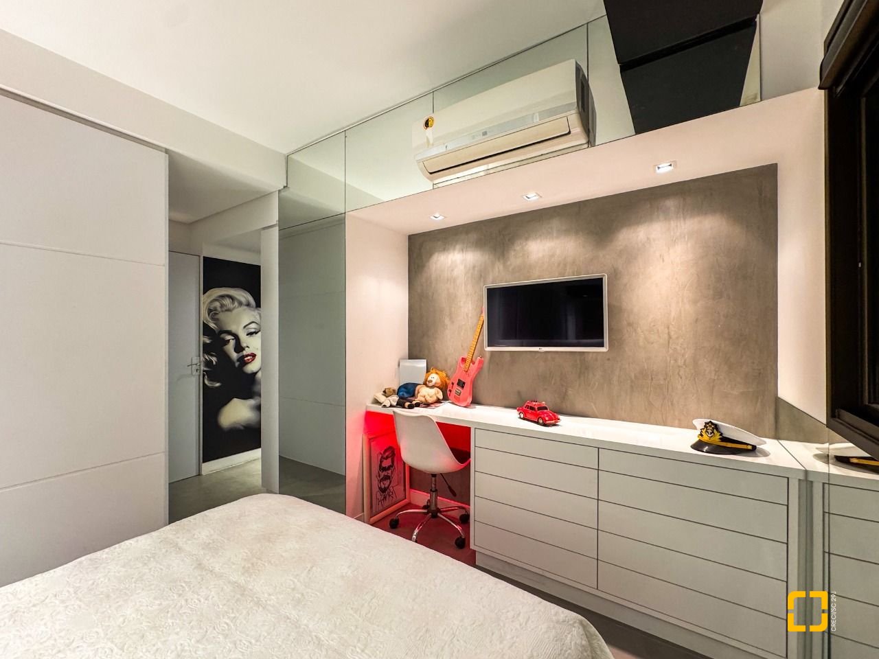 Apartamento com 68m², 3 quartos (sendo 1 suíte), 2 garagens, no bairro Itacorubi em Florianópolis