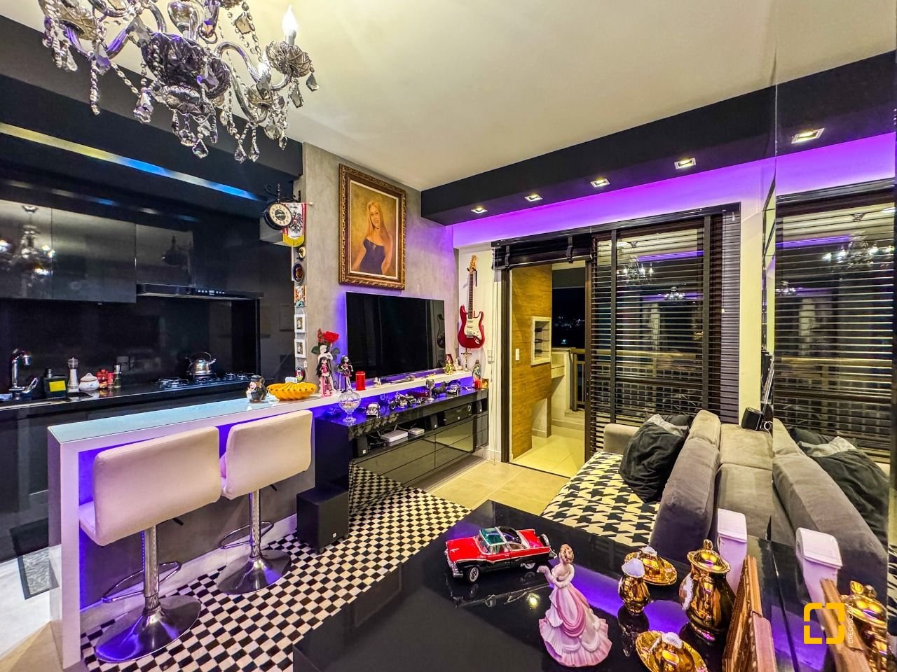 Apartamento com 68m², 3 quartos (sendo 1 suíte), 2 garagens, no bairro Itacorubi em Florianópolis