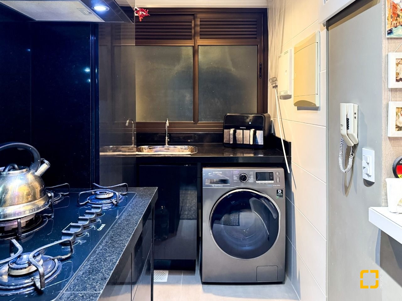 Apartamento com 68m², 3 quartos (sendo 1 suíte), 2 garagens, no bairro Itacorubi em Florianópolis