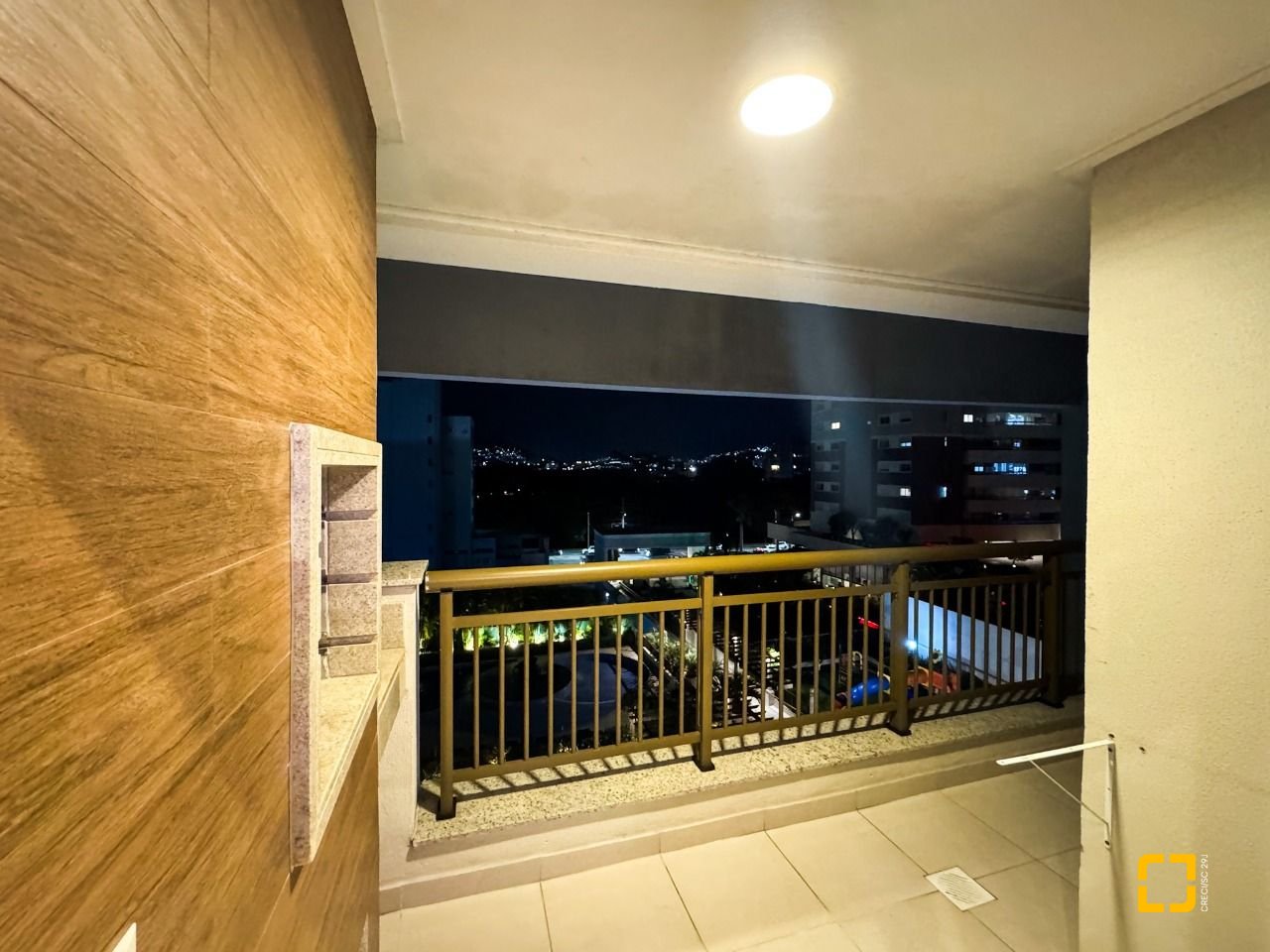 Apartamento com 68m², 3 quartos (sendo 1 suíte), 2 garagens, no bairro Itacorubi em Florianópolis