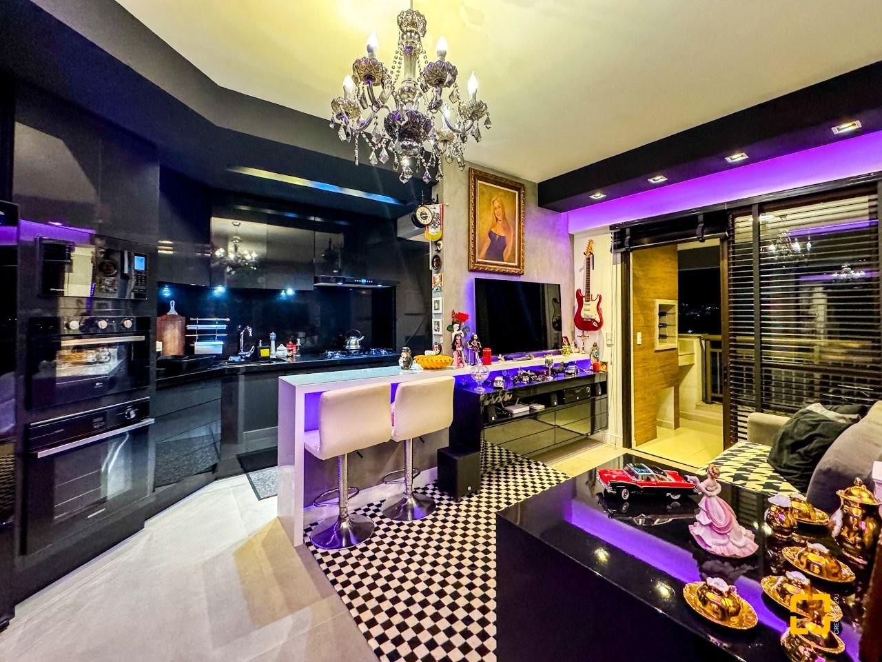 Apartamento com 68m², 3 quartos (sendo 1 suíte), 2 garagens, no bairro Itacorubi em Florianópolis