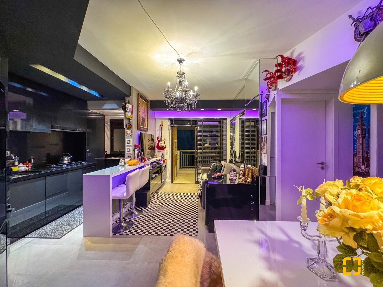 Apartamento com 68m², 3 quartos (sendo 1 suíte), 2 garagens, no bairro Itacorubi em Florianópolis