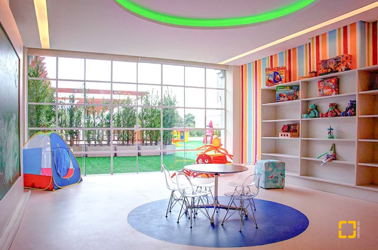 Apartamento com 68m², 3 quartos (sendo 1 suíte), 2 garagens, no bairro Itacorubi em Florianópolis
