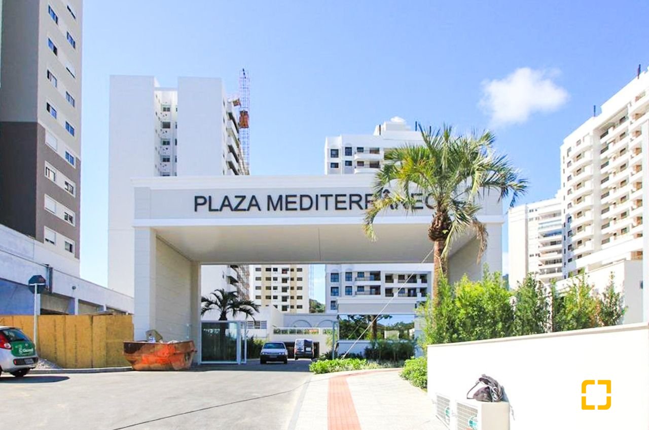 Apartamento com 68m², 3 quartos (sendo 1 suíte), 2 garagens, no bairro Itacorubi em Florianópolis