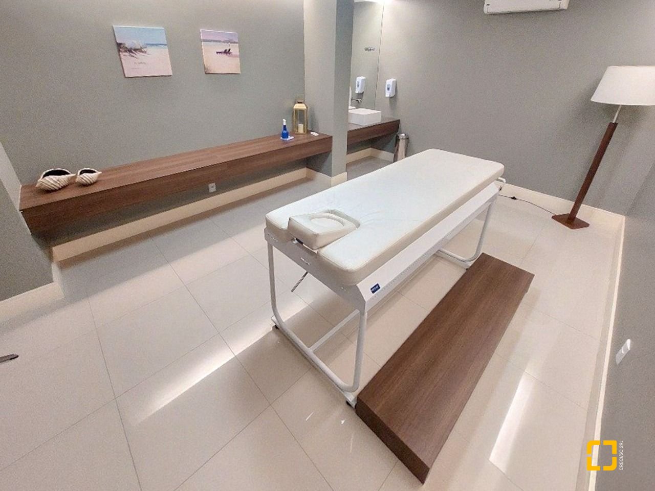 Apartamento com 68m², 3 quartos (sendo 1 suíte), 2 garagens, no bairro Itacorubi em Florianópolis