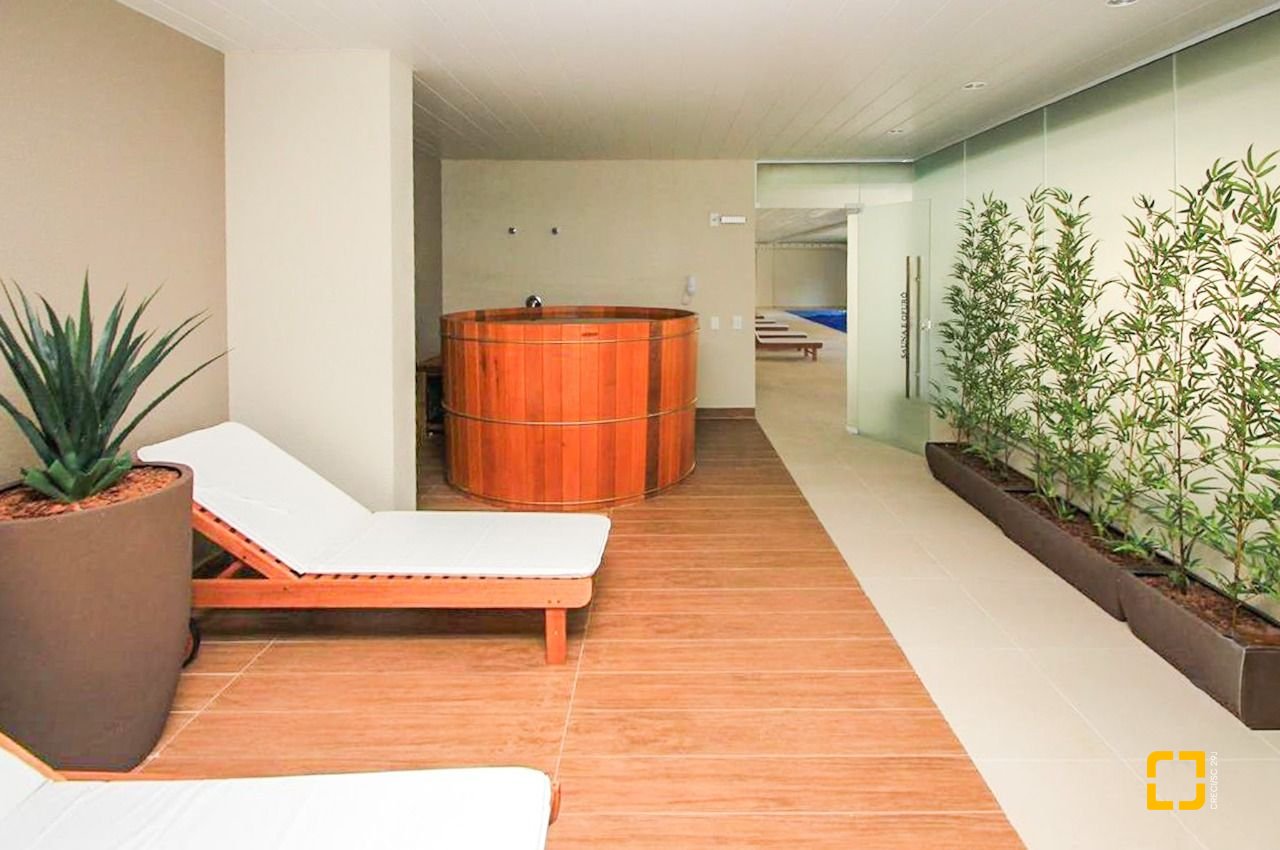 Apartamento com 68m², 3 quartos (sendo 1 suíte), 2 garagens, no bairro Itacorubi em Florianópolis
