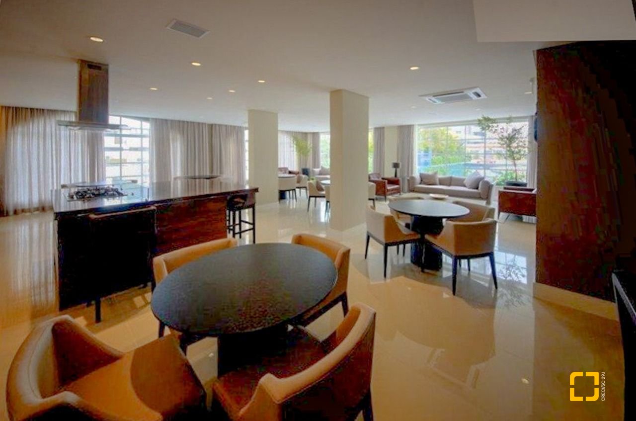 Apartamento com 68m², 3 quartos (sendo 1 suíte), 2 garagens, no bairro Itacorubi em Florianópolis