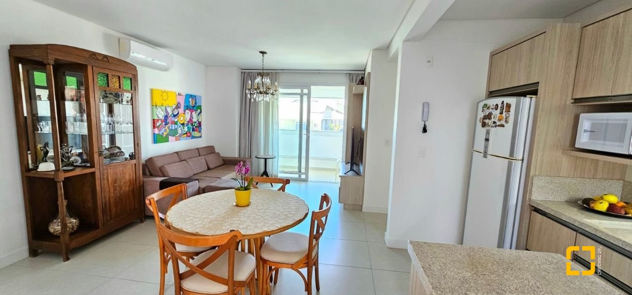 Cobertura com 122m², 2 quartos (sendo 1 suíte), 2 garagens, no bairro Ingleses em Florianópolis