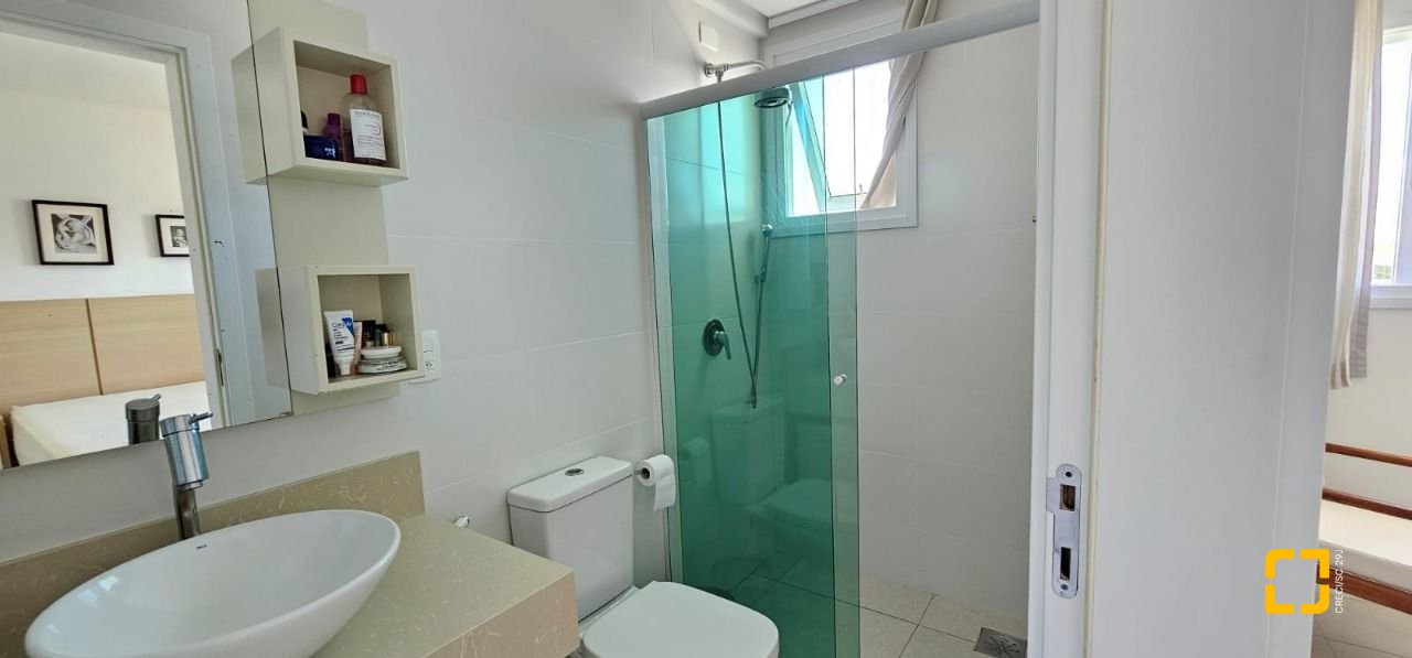 Cobertura com 122m², 2 quartos (sendo 1 suíte), 2 garagens, no bairro Ingleses em Florianópolis
