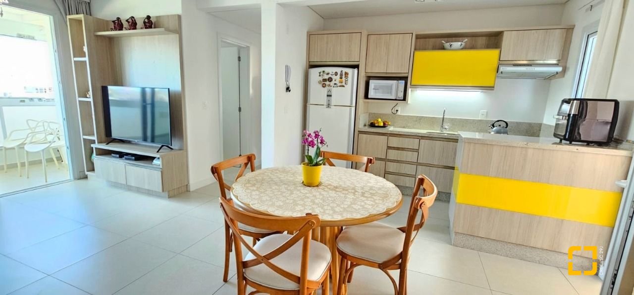 Cobertura com 122m², 2 quartos (sendo 1 suíte), 2 garagens, no bairro Ingleses em Florianópolis