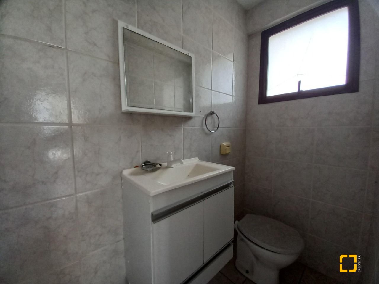 Sala com 22m², no bairro Centro em Florianópolis