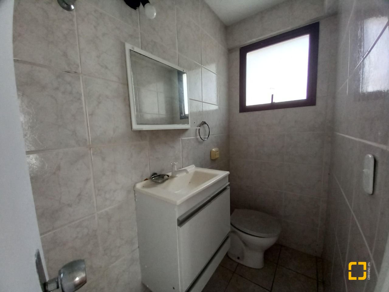 Sala com 22m², no bairro Centro em Florianópolis