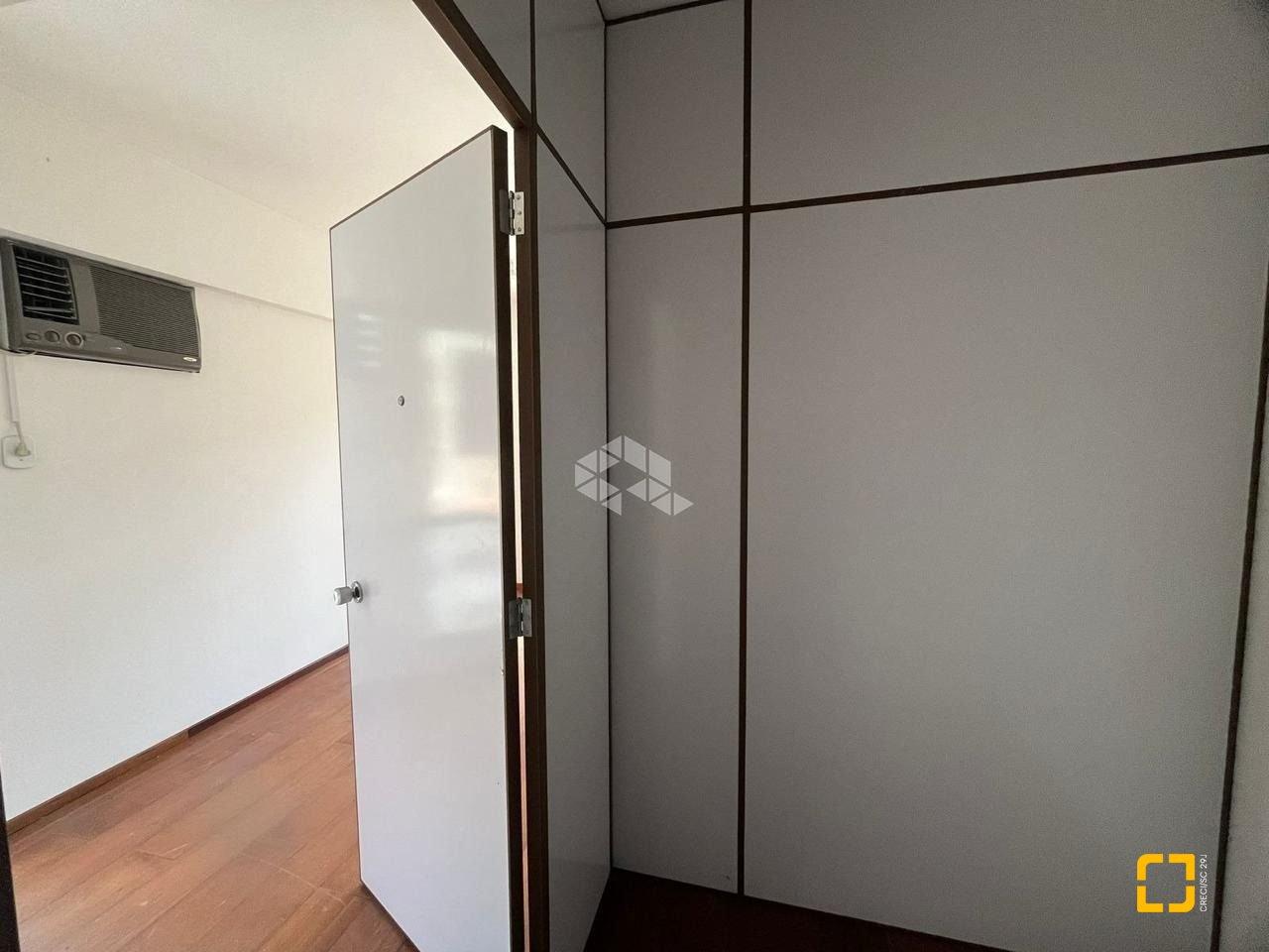 Sala com 22m², no bairro Centro em Florianópolis