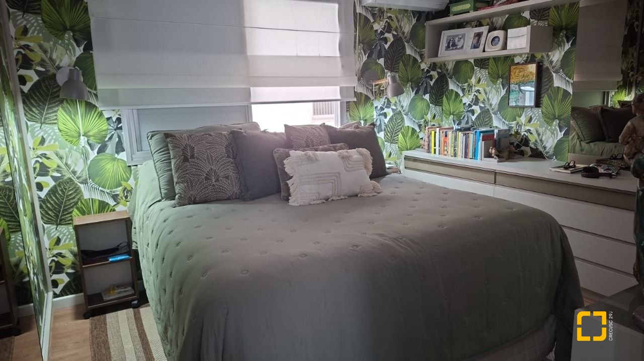 Apartamento com 141m², 4 quartos (sendo 1 suíte), 1 garagem, no bairro Centro em Florianópolis